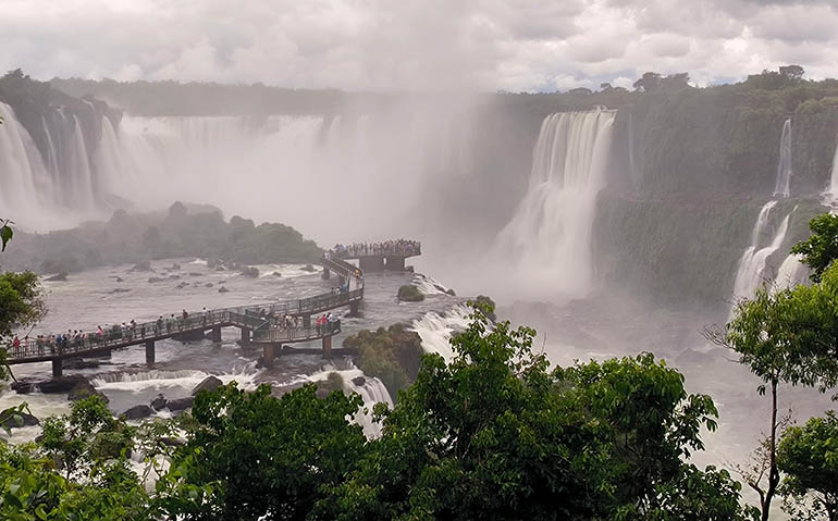 Que lado Cataratas Iguazu visitar