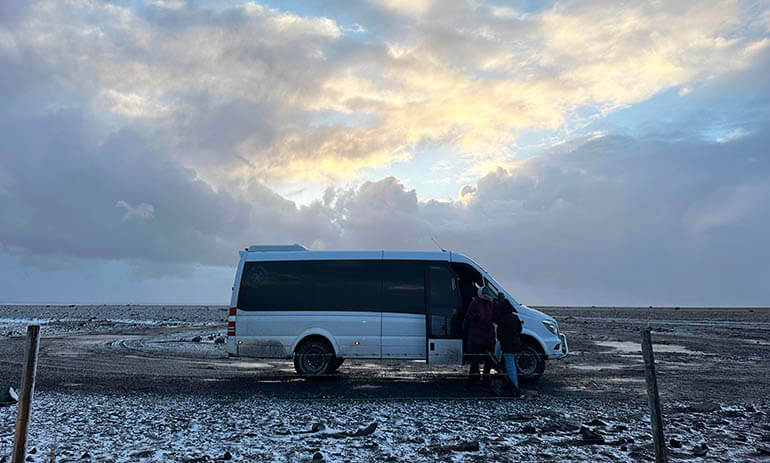 autobus al avion estrellado islandia autobus al avion estrellado islandia